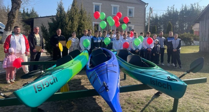 ГУ «Гродненский областной центр олимпийского резерва по гребным видам спорта имени П. С. Рудевича» запускает туристические сплавы с поддержкой спонсоров и новым инвентарём