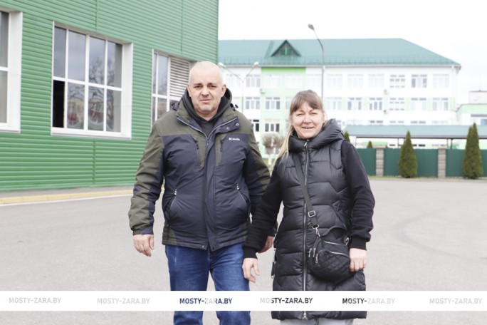 Семья – наша радость и опора. А работа  задаёт ритм жизни. В этом убеждены   мостовчане  Инна и Владимир Ушкевичи