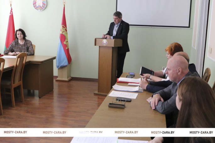 Студотряд трудиться рад: в Мостах прошло заседание районного штаба по координации и контролю за деятельностью студотрядов