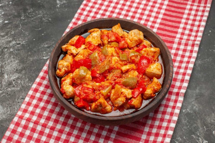 Овощное рагу с курицей