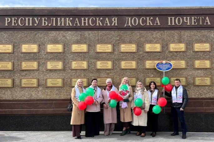 Секрет успеха коллектива ЦСОН Мостовского района – искреннее желание помочь, высокий профессионализм, командная работа