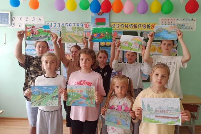Выхаванцы летняга лагера ДУА “Рагозніцкая сярэдняя школа” адкрываюць для сябе малую радзіму