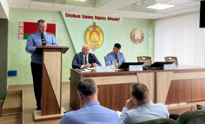 Положительную динамику нужно закрепить: в Мостовском РОВД подвели итоги служебной деятельности за первое полугодие 2026 года
