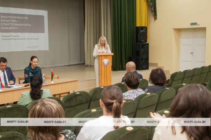 Ответственность ‒ личная, а благо ‒ общее: о чём беседовала информационная группа Валерия Табала с трудовыми коллективами Мостовщины