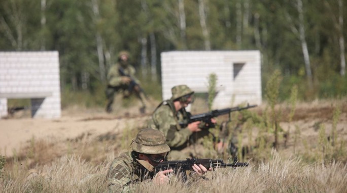 Учение 'Лесное братство': какие навыки отрабатывают военнослужащие Беларуси и Казахстана