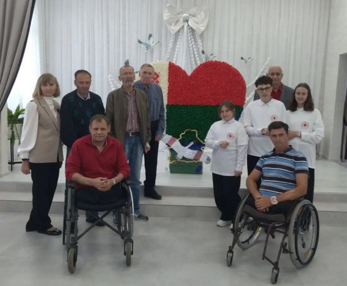 Любовь к родному краю объединила правомостовских ребят и проживающих пансионата «Принеманье»