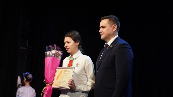Дипломантом III степени конкурса работ творческой молодёжи «Золотое перо «Белой Руси – 2026» стала учащаяся Озёрковской школы Виктория Аниперко