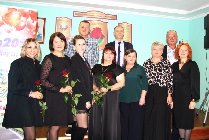 Профессиональный праздник и 60-летний юбилей. В коллективе Мостовского ДРСУ-208 прошли праздничные торжества