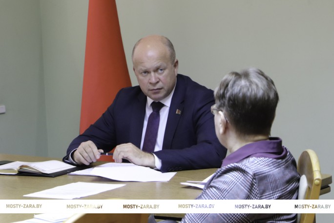 В топе обращений к главе Мостовского района – ремонт и благоустройство улиц и дорог