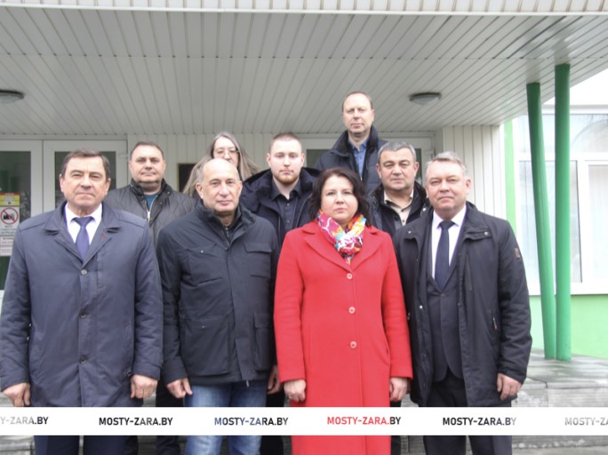 Предприниматели из Нижегородской области России посетили ОАО «Мостовдрев»