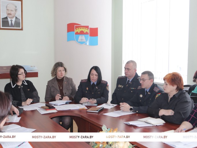 Какие аспекты правопорядка требуется усилить в Мостовском районе