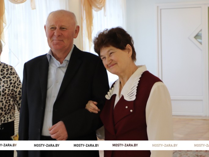 Летопись любви, верности и семейных ценностей золотых юбиляров – семьи мостовчан Процко