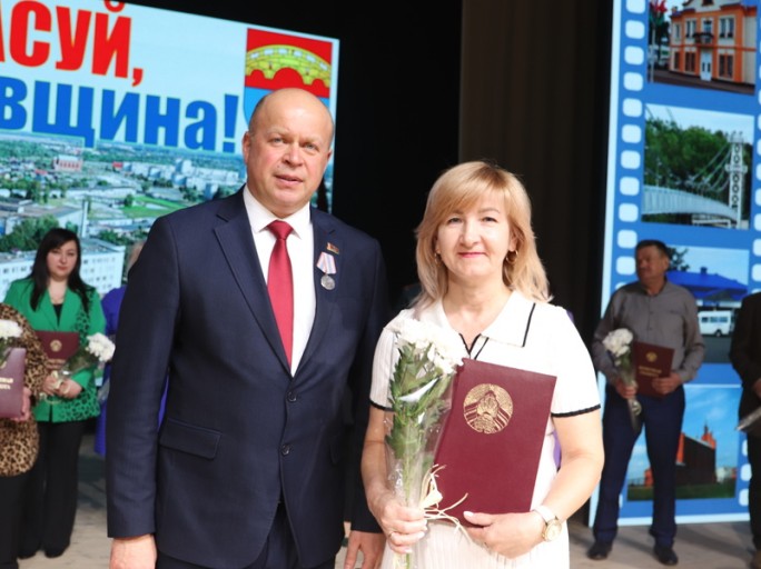 В районе  чествовали  лучших тружеников. Состоялся ежегодный праздник «Красуй, Мостовщина!»