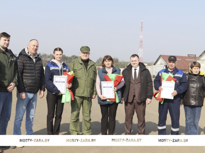 Михаил Ситько поздравил победителей  акции «Наш животновод» из КСУП «Имени Адама Мицкевича»