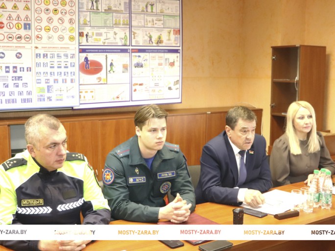 Восхищены мужеством  и патриотизмом чернобыльцев. С коллективом ЗАО «Гудевичи» встретилась информационная группа Валерия Табала