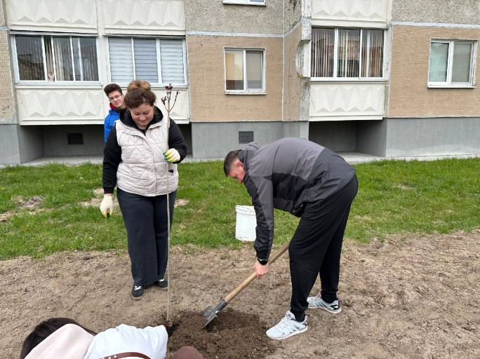 Мостовщина активным трудом встретила Праздник труда.