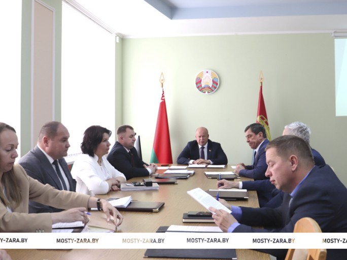 Год начали неплохо. На заседании Мостовского райисполкома подведены итоги первого квартала