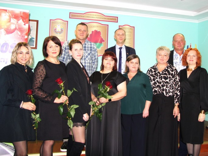 Профессиональный праздник и 60-летний юбилей. В коллективе Мостовского ДРСУ-208 прошли праздничные торжества
